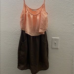 Peach & brown pocket dress